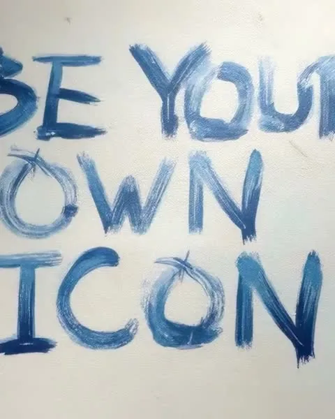 Nouvelle, claim be your own icon